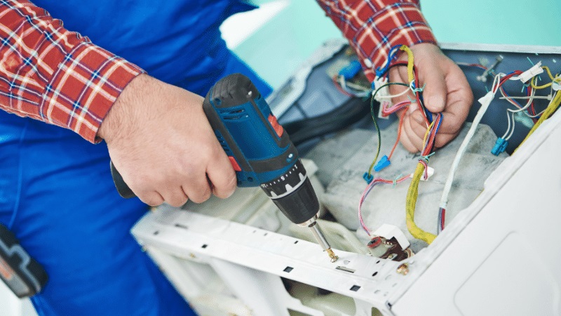 Küçükçekmece İmmergas İmmergas çamaşır makinesi kart tamiri – Su almama arızası orijinal parça ile giderildi. - Teknik servis örneği